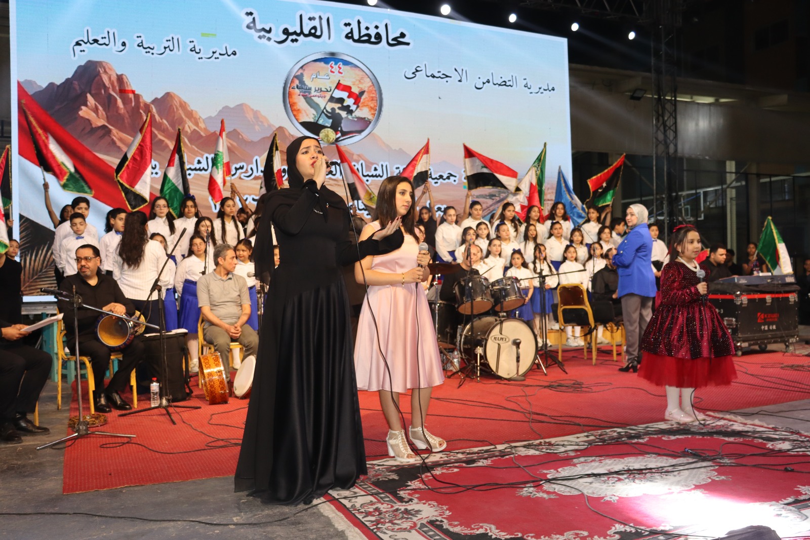محافظ القليوبية ورئيس جامعة بنها يشهدان احتفالية جمعية الشبان العالمية بالذكرى الـ 44 لتحرير سيناء
