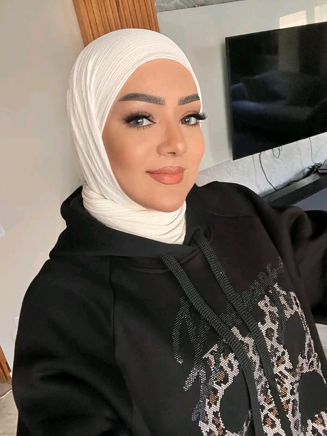 ولاء حسن-الميكب أرتيست ولاء حسن-عالم الميكب والموضة